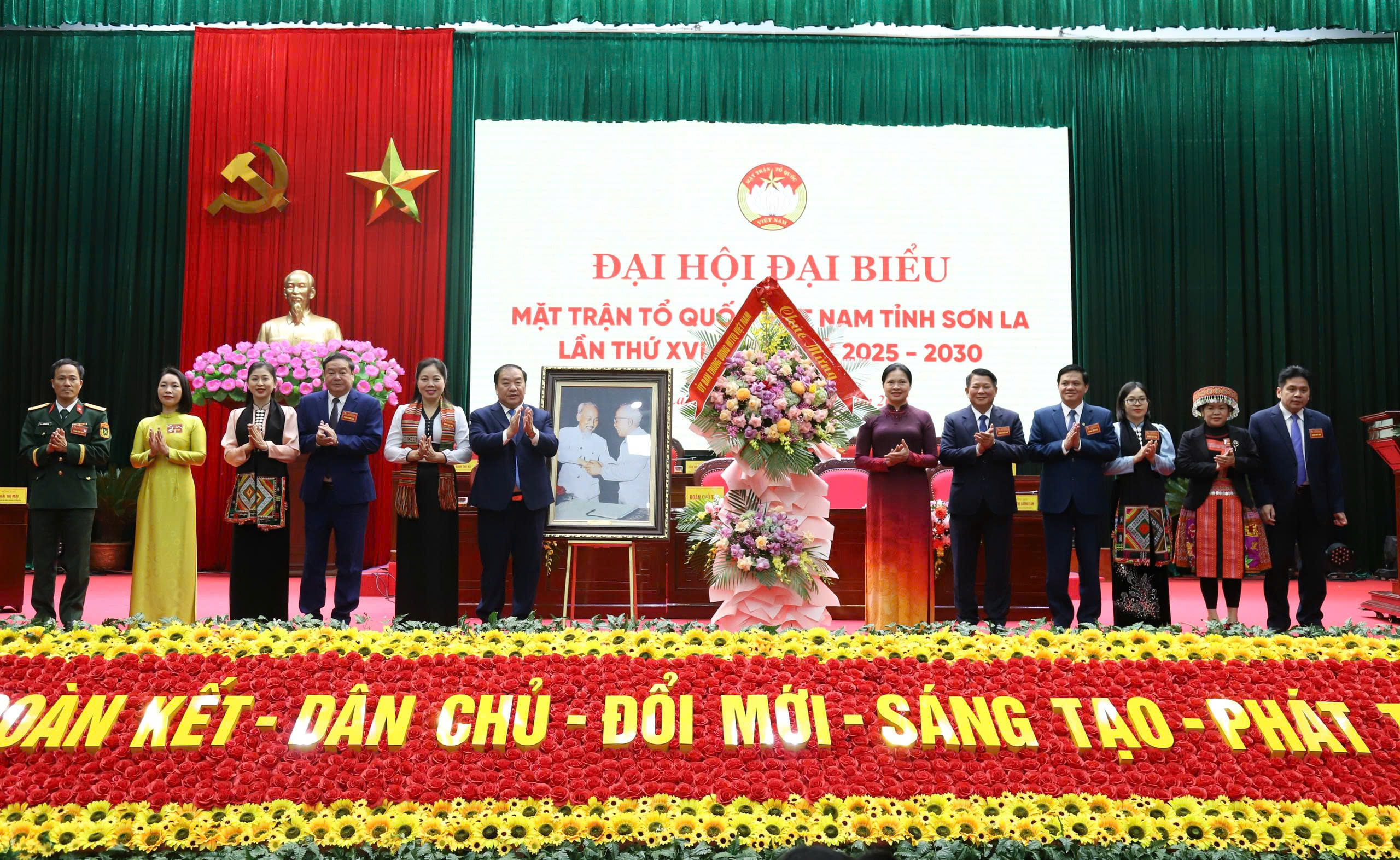 Đại hội đại biểu MTTQ Việt Nam tỉnh Sơn La lần thứ XVI, nhiệm kỳ 2025-2030 thành công tốt đẹp