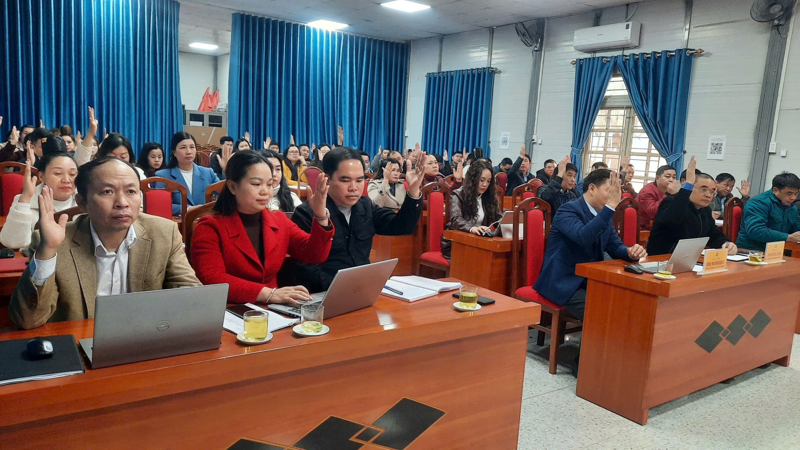 Xã Chiềng Hặc lấy ý kiến cử tri nơi công tác đối với những người được giới thiệu ứng cử Đại biểu HĐND xã khóa XXII, nhiệm kỳ 2026 – 2031